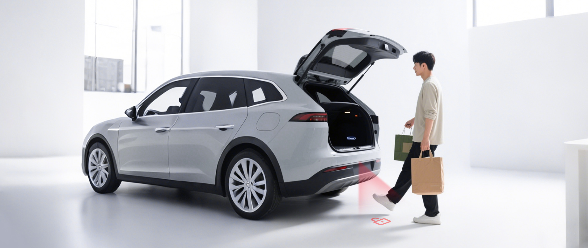 2025上海车展 | j9官网重磅发布AR脚踢毫米波雷达，重新定义“无接触交互”尾门